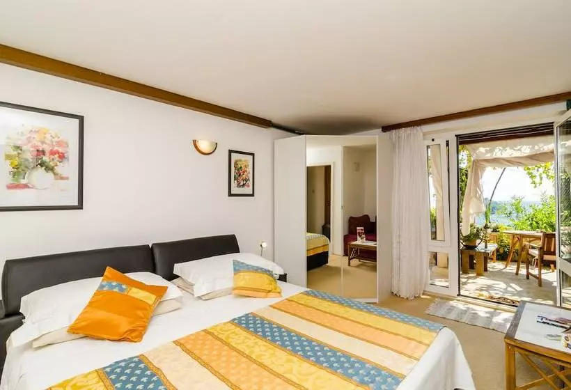 استودیو استاندارد با تراس, Apartments Kiki