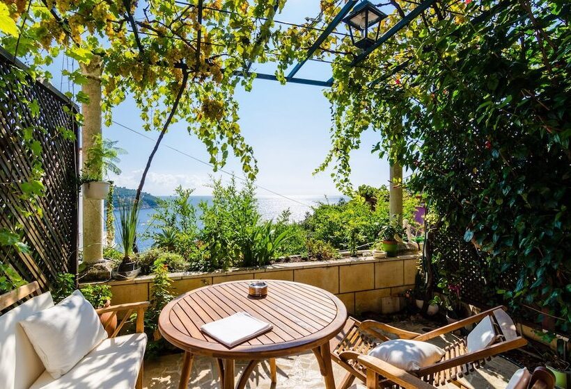 إستوديو قياسى مزودة بتراس, Apartments Kiki