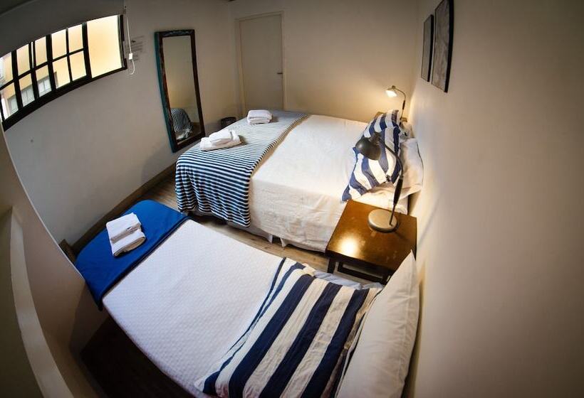 اتاق استاندارد سه نفره, Ba Stop Hotel House