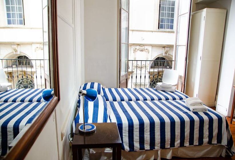 اتاق استاندارد چهارنفره با سرویس بهداشتی مشترک, Ba Stop Hotel House