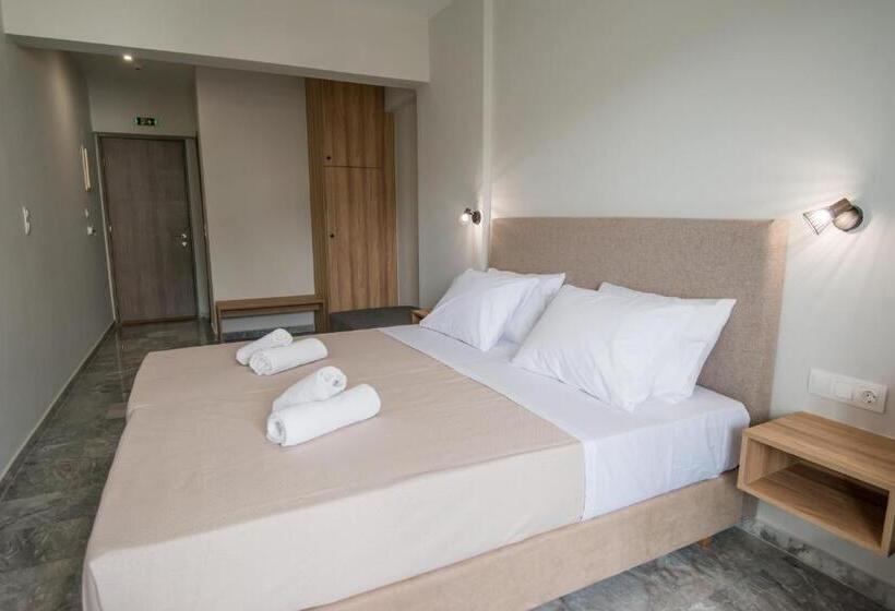 سوییت جونیور با بالکن, Birais Beach Studios