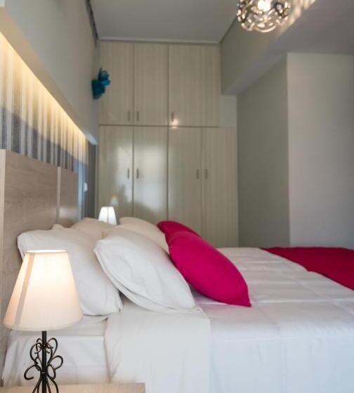 オーシャンビューデラックススイート, Birais Beach Studios