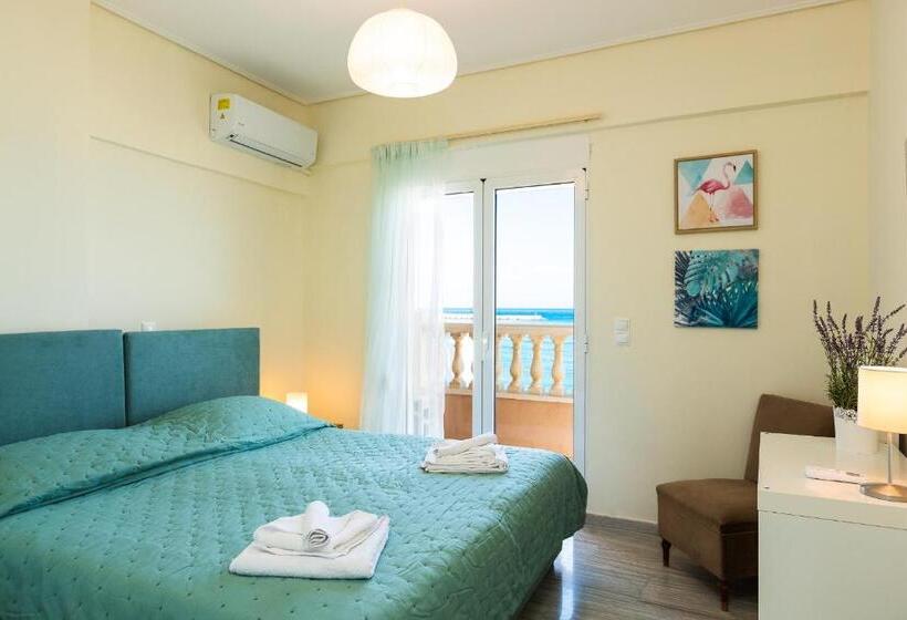 Deluxe Suite King Bed, Birais Beach Studios