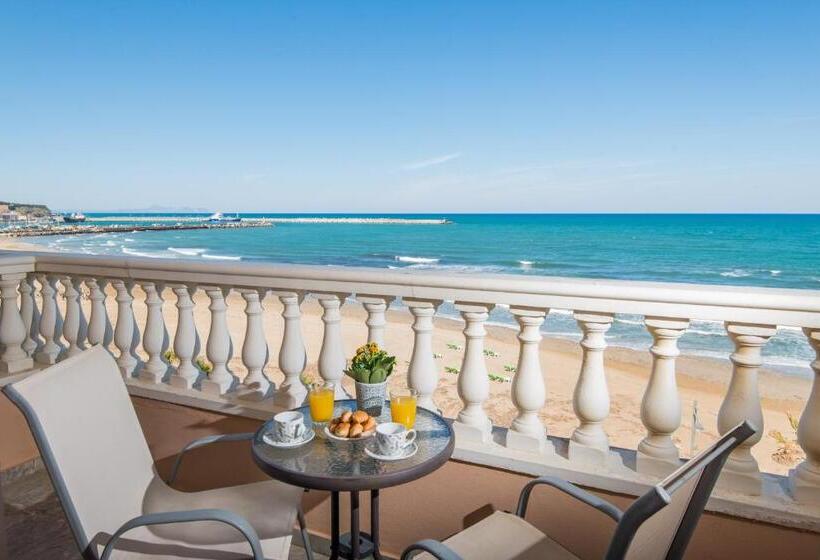 オーシャンビューデラックススイート, Birais Beach Studios