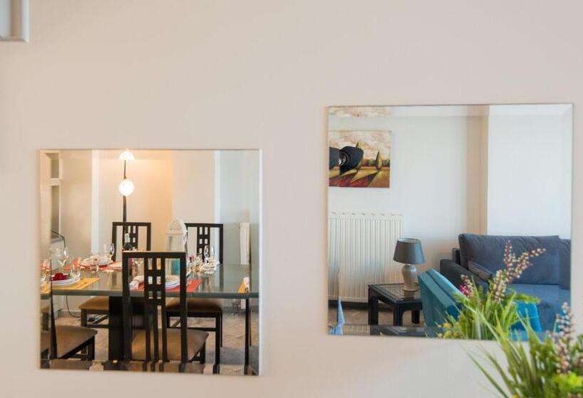 オーシャンビューデラックススイート, Birais Beach Studios