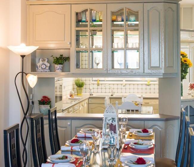 オーシャンビューデラックススイート, Birais Beach Studios