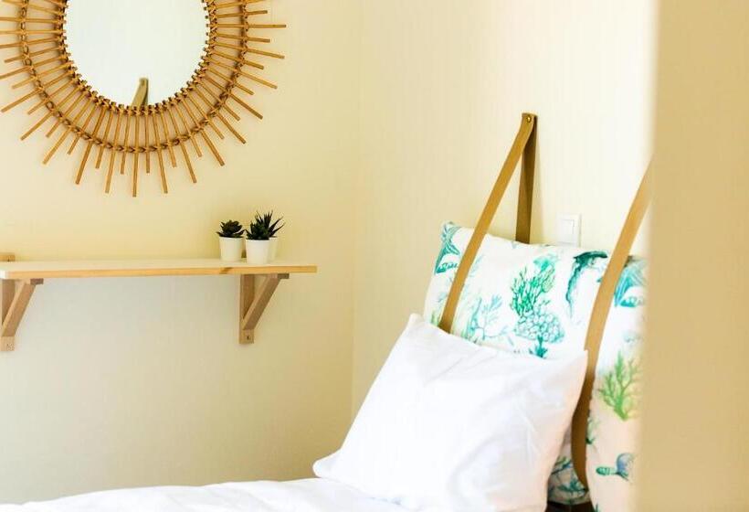 キングサイズベッドのデラックススイート, Birais Beach Studios