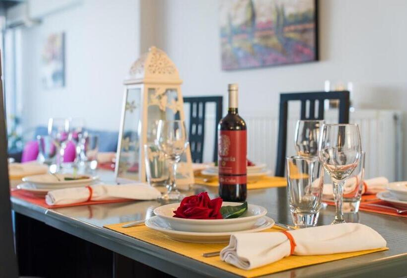 オーシャンビューデラックススイート, Birais Beach Studios