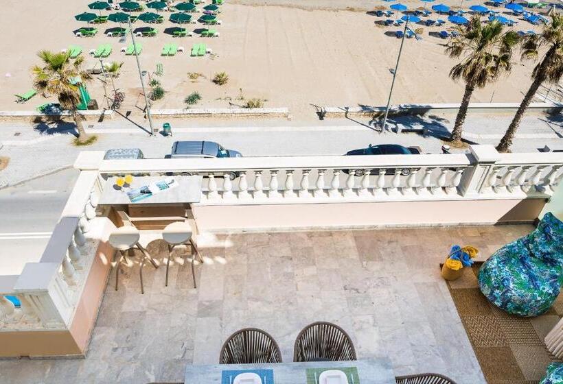 キングサイズベッドのデラックススイート, Birais Beach Studios