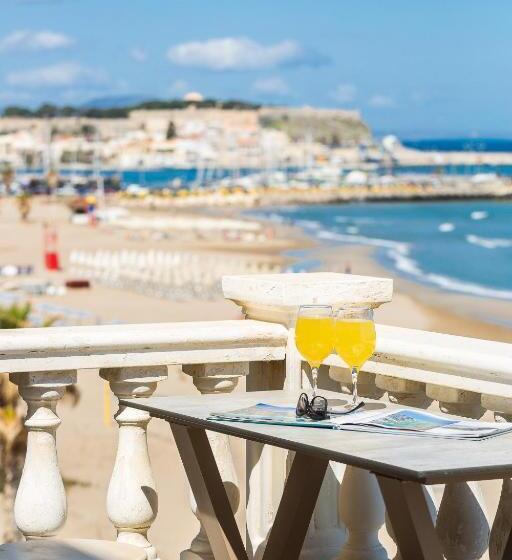 キングサイズベッドのデラックススイート, Birais Beach Studios