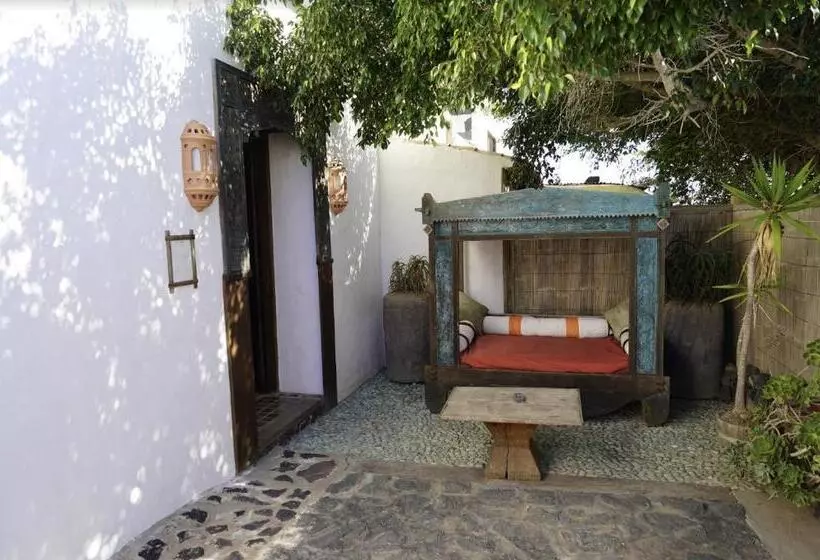 ویلای لوکس 1 خوابه, Finca Tomaren