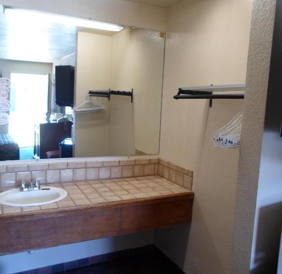 스탠다드 룸, Budget Inn Morgan Hill