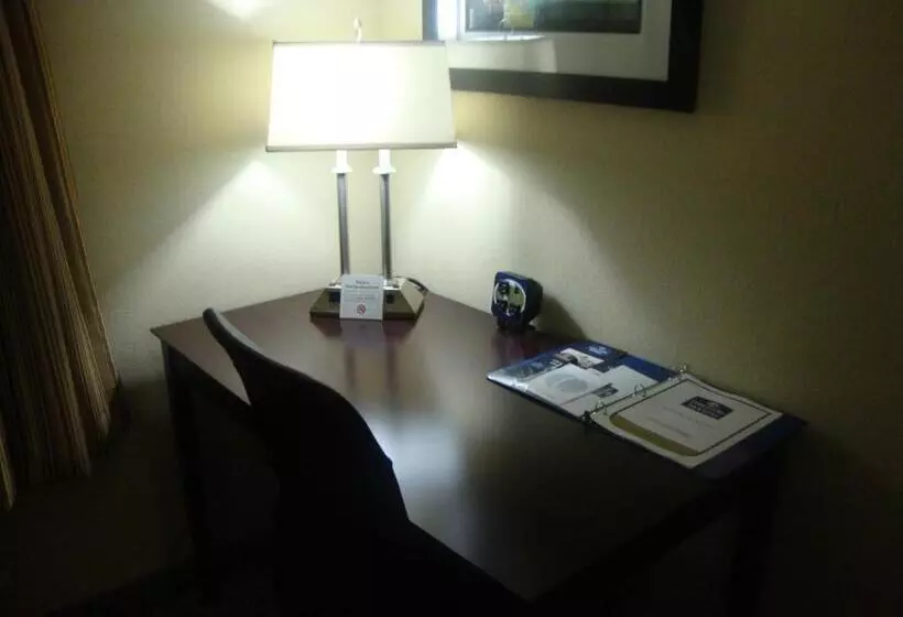 スタンダードルーム, Cobblestone Inn & Suites Carrington