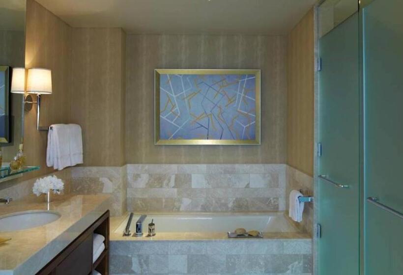 חדר סטנדרט עם מיטת קינג, Four Seasons  Baltimore