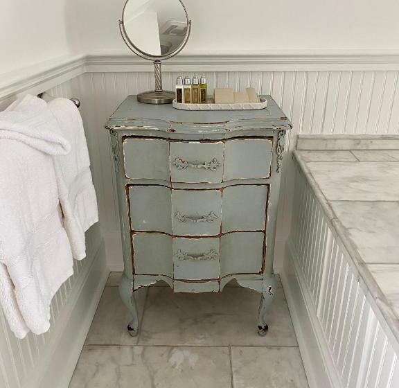 디럭스 룸, Goodstone Inn & Restaurant