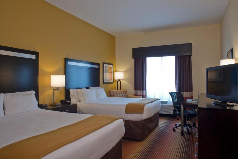 장애인을 위한 스위트, Holiday Inn Express Hotel & Suites Prattville South, An Ihg