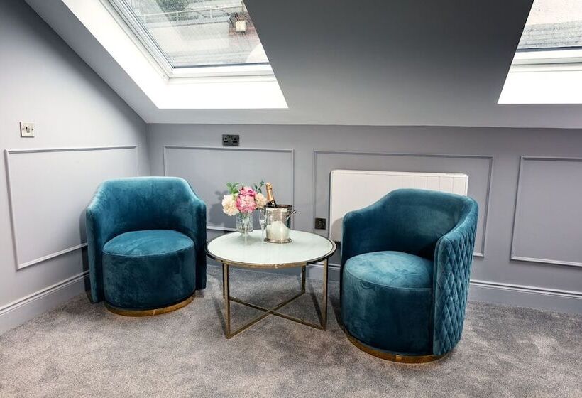 חדר סטנדרט לשלושה, The Ferryman Townhouse