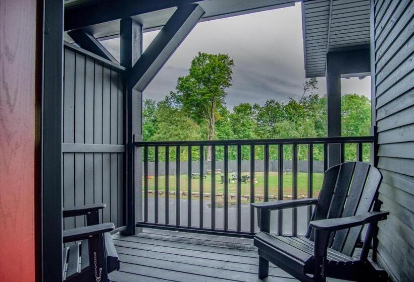 Номер Deluxe с Балконом, The Alpine Lodge