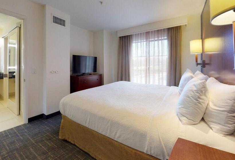 带大床的套房, Residence Inn San Diego Del Mar