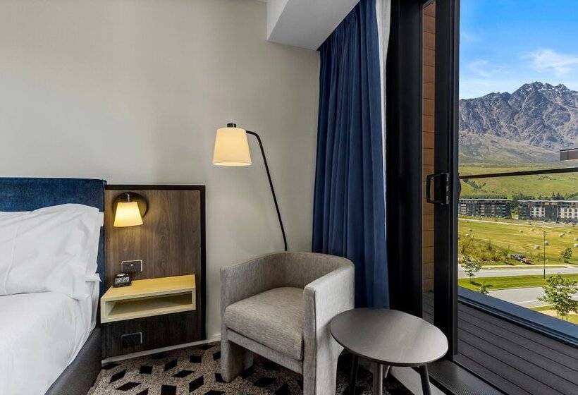 غرفة قياسية مزوَّدة بشُرفة, Holiday Inn Queenstown Remarkables Park