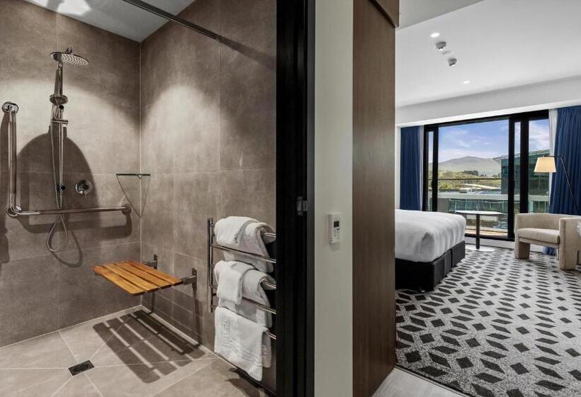 身障者適用キングサイズベッドルーム, Holiday Inn Queenstown Remarkables Park