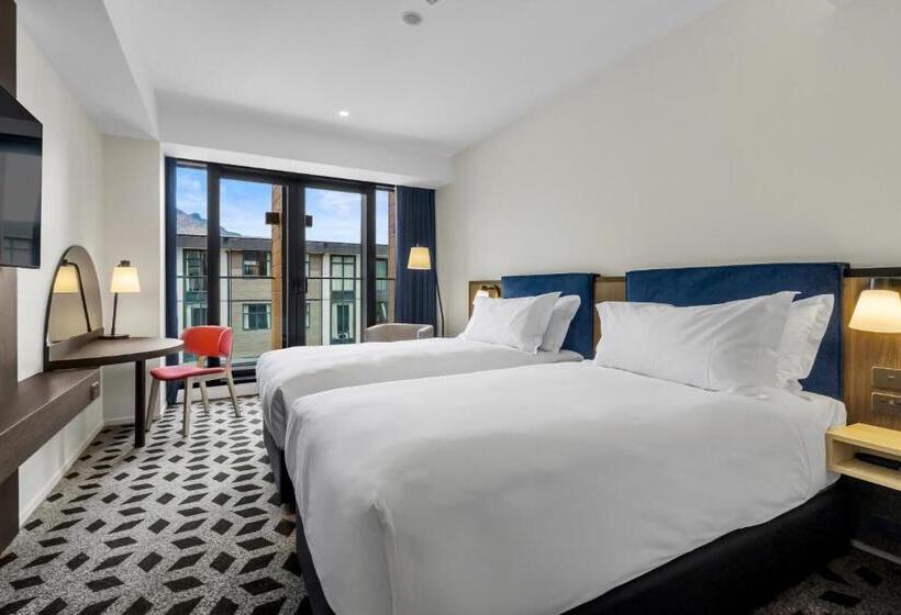 バルコニー付きスタンダードルーム, Holiday Inn Queenstown Remarkables Park