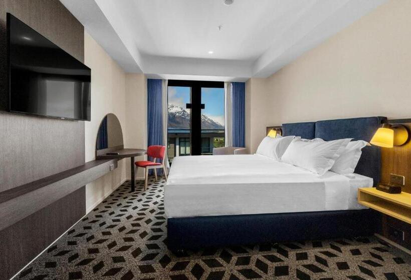 キングサイズベッドのスタンダードルーム, Holiday Inn Queenstown Remarkables Park