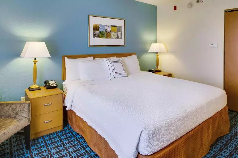 Standard-huone King-vuode, Fairfield Inn And Suites South Hill I 85