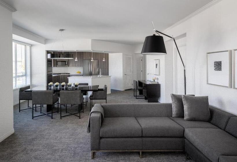 2 Bedroom Premium Apartment, Aka Beverly Hills