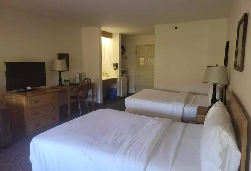 ２ダブルベッドのスタンダードルーム, Brook Pointe Inn