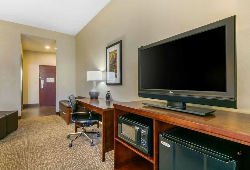 Люкс, Comfort Suites