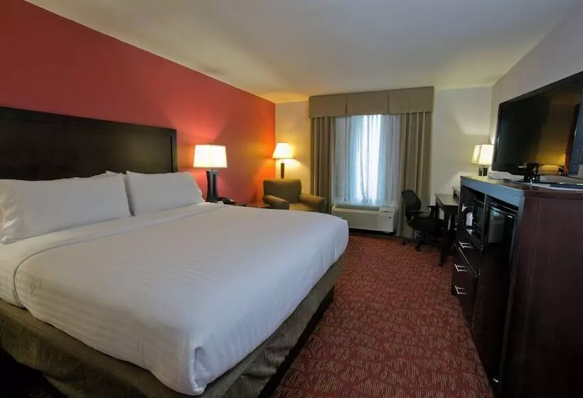 スイート, Holiday Inn Express & Suites Brookhaven, An Ihg