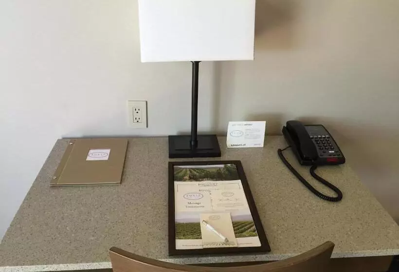 キングサイズベッドのスイートルーム, Ponte Vineyard Inn
