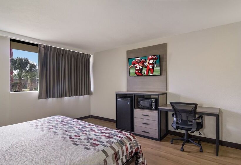 חדר דלוקס, Red Roof Inn & Suites Brunswick I95