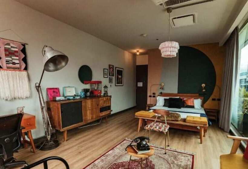 Номер Deluxe, Selina Parque 93 Bogota