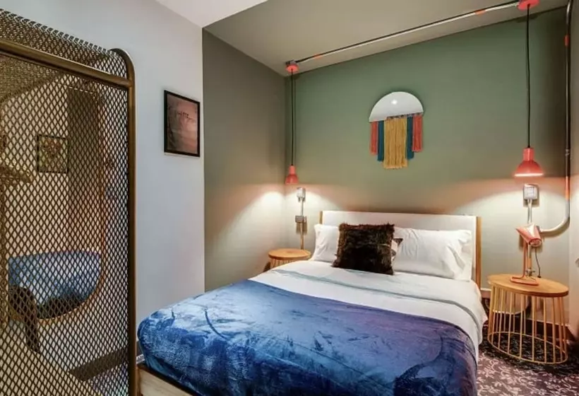 浴室共有ベーシックルーム, Socialtel Parque 93 Bogota