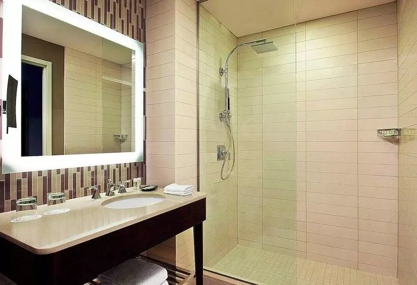 デラックスルーム, The Westin Birmingham