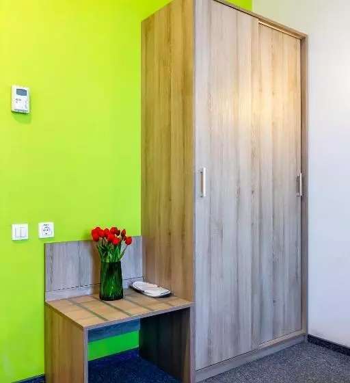 Pokój Standard, Practicotel