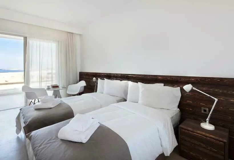 اتاق سوپریور با چشم‌انداز دریا, Amphora Hotel & Suites