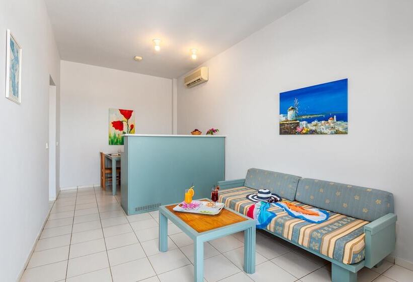 דירת חדר, Aphea Village