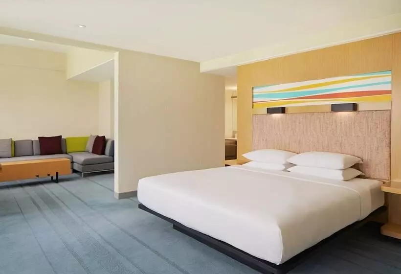 ダブルベッドのスタンダードスタジオ, Aloft Nanhai Foshan