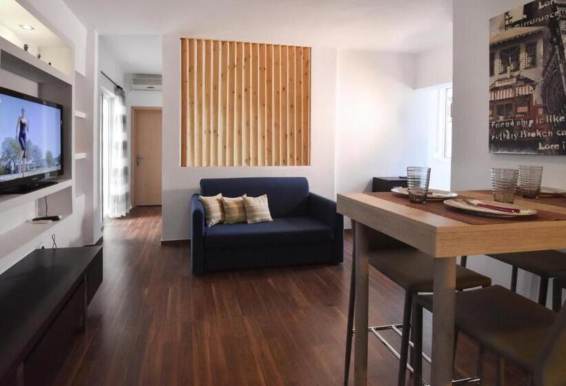 דירת חדר דלוקס, Hermes