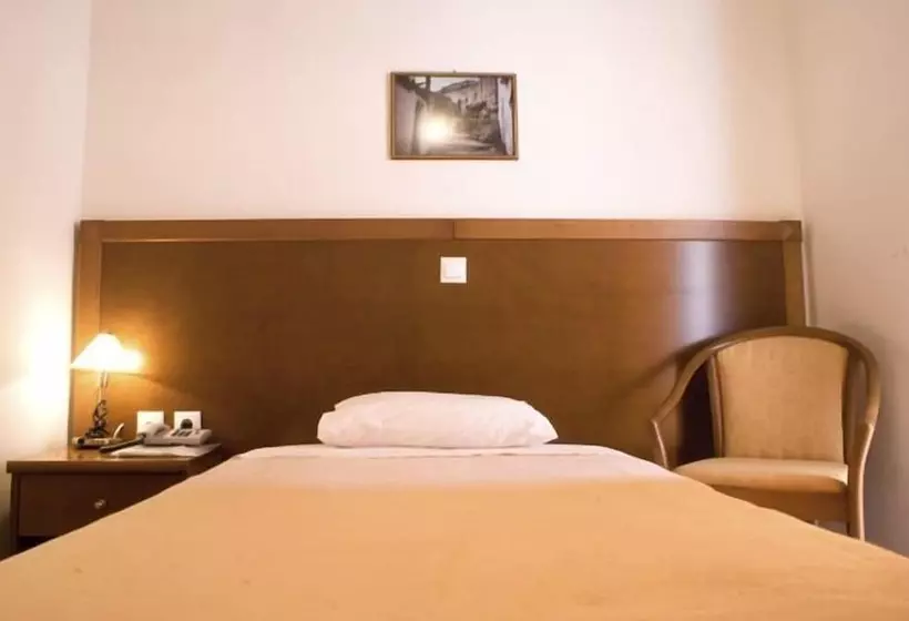 اتاق استاندارد یک نفره, Hiona Holiday