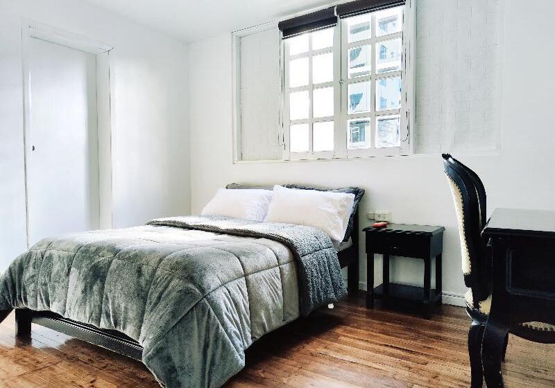 エコノミーシングルルーム, Muros Quito