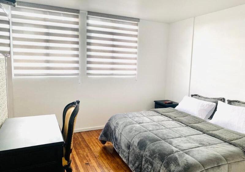 スタンダードトリプルルーム, Muros Quito