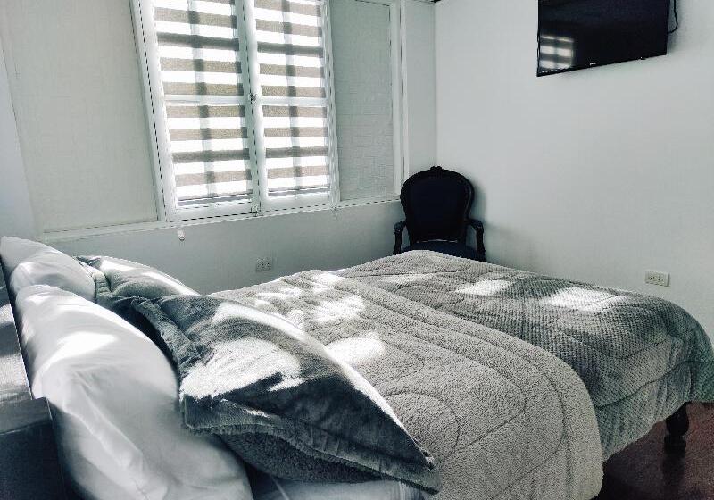 スタンダードシングルルーム, Muros Quito