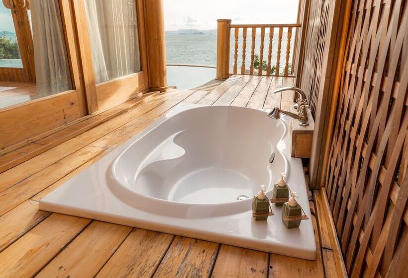 Вилла с 1 спальней и бассейном, Santhiya Koh Yao Yai Resort & Spa   Compulsory Join Santhiya Speedboat From To Ao Po Grand Marina At