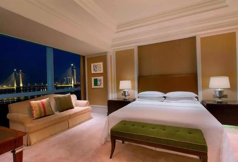 キングサイズベッドのクラブルーム, Sheraton Fuzhou