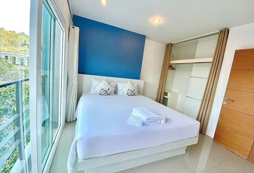 스탠다드 스튜디오, The Palms Residence   Sha Extra Plus