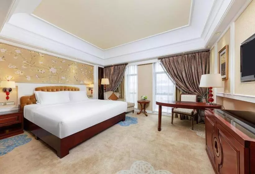 キングサイズベッドのデラックスルーム, Wyndham Foshan Shunde